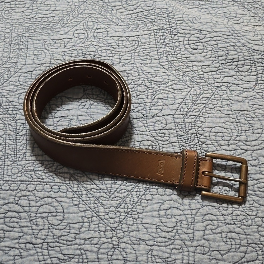 Levi's Men's Brown Leather Belt Size 40
